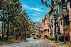 live in luxury up in the mountains at Crosswinds Tagaytay